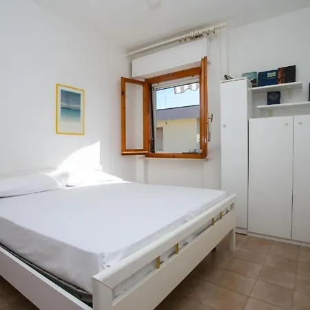 Trilocale A 50mt Dal Mare Di - M125