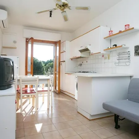 Trilocale A 50mt Dal Mare Di - M125 아파트